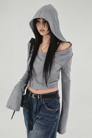Ash Gray Off-Shoulder Hoodie T-Shirt for Women, Short Style Slim Fit, Versatile Cool Long Sleeve Top, Y2K Casual Fashion