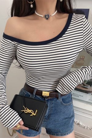 Asymmetrical Off-Shoulder Striped Slim-Fit Long Sleeve T-Shirt - Custom-Made Autumn/Winter 2024 Sexy Layering Top