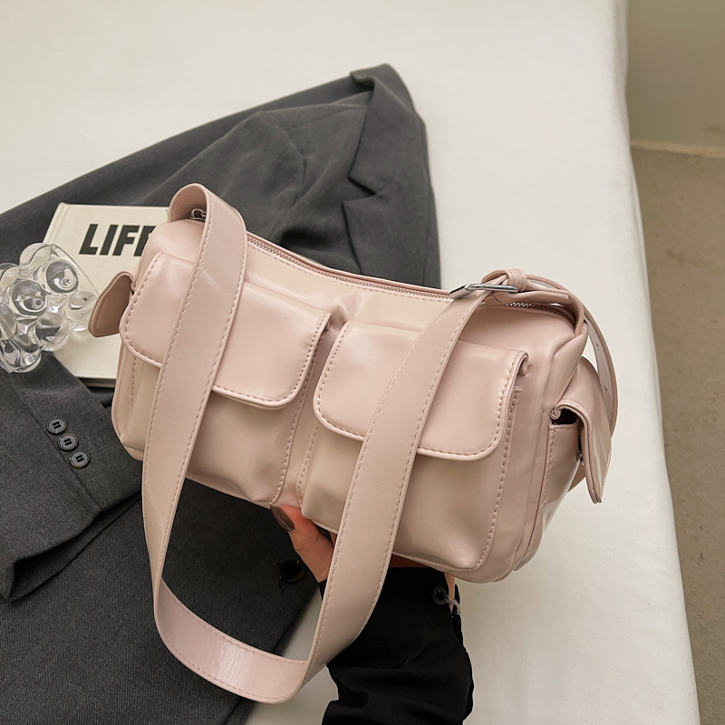 Autumn Angola Red Vintage Small Square Bag for Women - Trendy Shoulder Crossbody Bag 2025 Fashion Essential Autumn Angola Red Vintage Small Square Bag for Women - Trendy Shoulder Crossbody Bag 2025 Fashion Essential