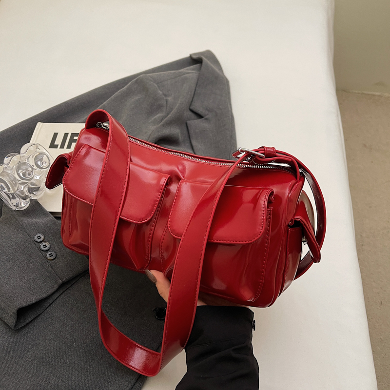 Autumn Angola Red Vintage Small Square Bag for Women - Trendy Shoulder Crossbody Bag 2025 Fashion Essential Autumn Angola Red Vintage Small Square Bag for Women - Trendy Shoulder Crossbody Bag 2025 Fashion Essential