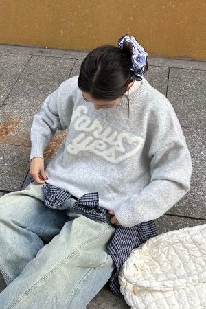 Autumn Winter Casual Heart Print Knitted Sweater - Loose Fit Round Neck Pullover, National Trendy Style for Cozy Days