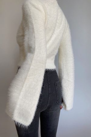 Autumn Winter Retro Round Neck Fluffy Knit Top with Short Flare Sleeves - Solid Color High Waist Pullover for Cozy Style
