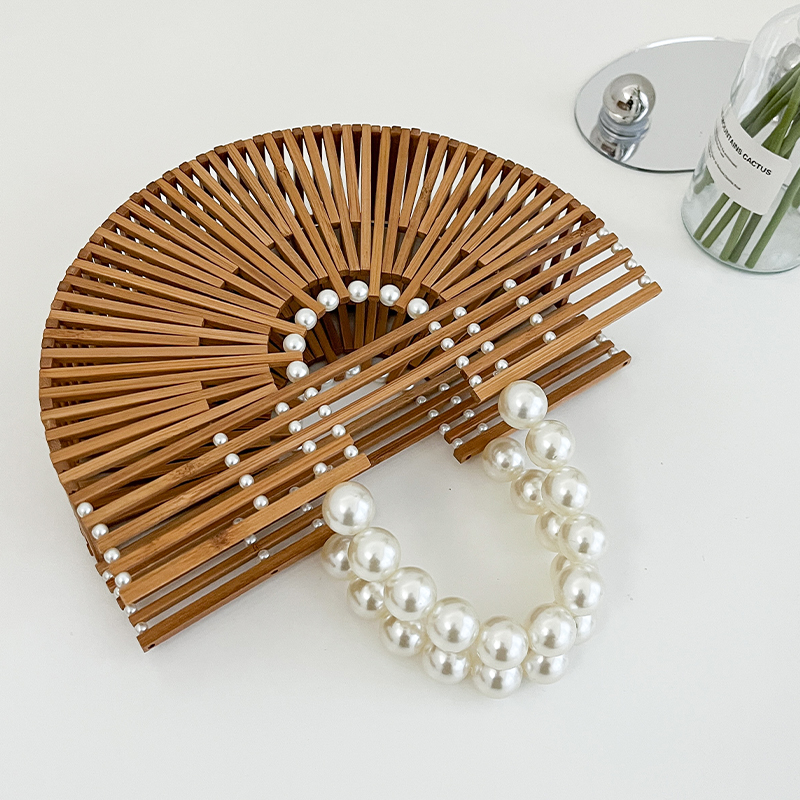 Bamboo Woven Handbag for Women, Versatile Commuter Bag, Spring/Summer 2025 Niche Design, Eco-Friendly Bamboo Joint Bag Bamboo Woven Handbag for Women, Versatile Commuter Bag, Spring/Summer 2025 Niche Design, Eco-Friendly Bamboo Joint Bag