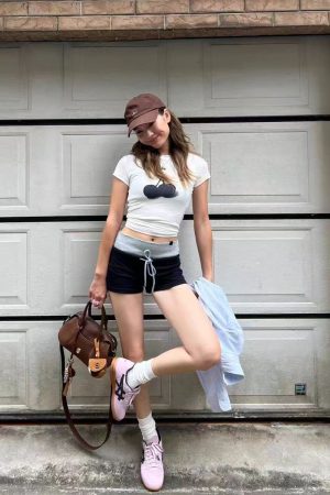 Black Cherry Print Fitted Round Neck Short Sleeve T-Shirt for Women - Cute Y2K Style Cherry Design