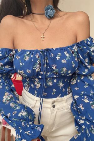 Blue Floral Cropped Blouse Shirt with French Square Neck and Lantern Sleeves for 2025 Spring/Summer Vacation Style