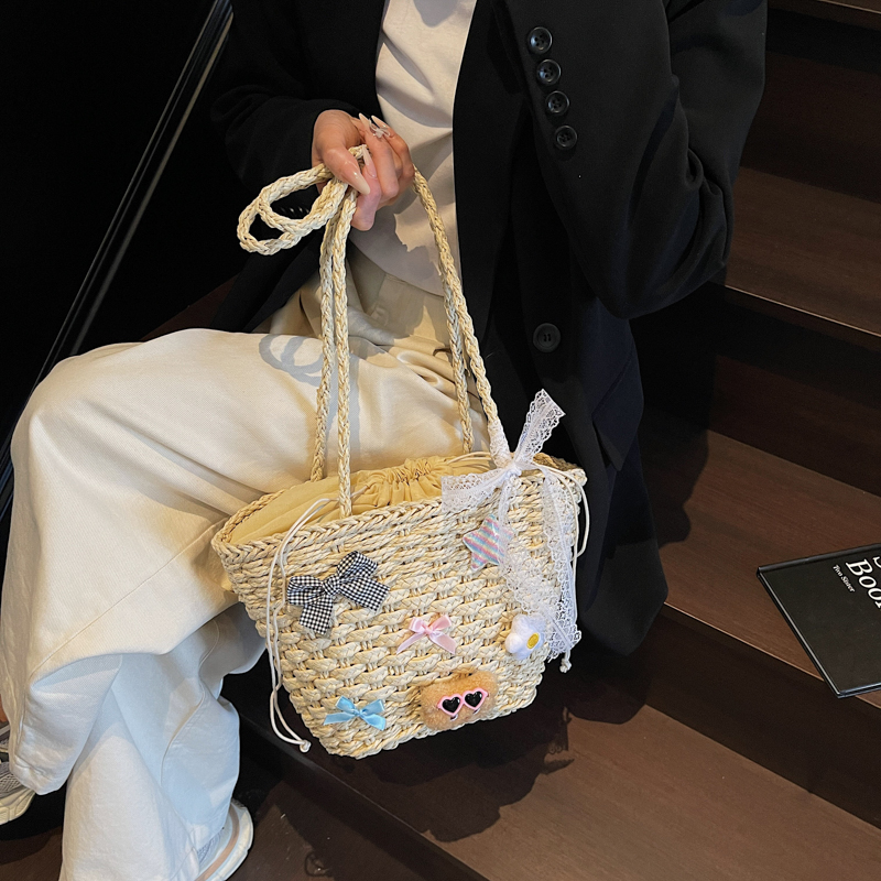 Bohemian Straw Beach Bag for Women - Woven Single-Shoulder Vacation Tote, Summer 2025 Vegetable Basket Style Bohemian Straw Beach Bag for Women - Woven Single-Shoulder Vacation Tote, Summer 2025 Vegetable Basket Style