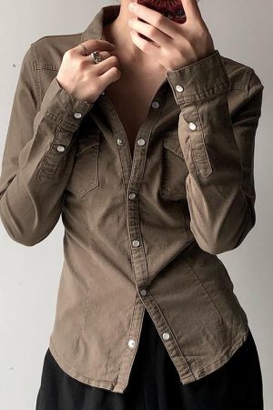 Brown Vintage Lapel Single-Breasted Long Sleeve Shirt for Women, Slim Fit, Versatile Y2K Style Top for Layering and Outerwear