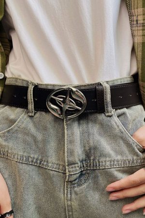 Casual Day Outfits, Easy Trendy Outfits 00's Nostalgia Star Belt