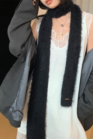 Casual Day Outfits, Easy Trendy Outfits 2000's Popstar Fuzzy Scarf