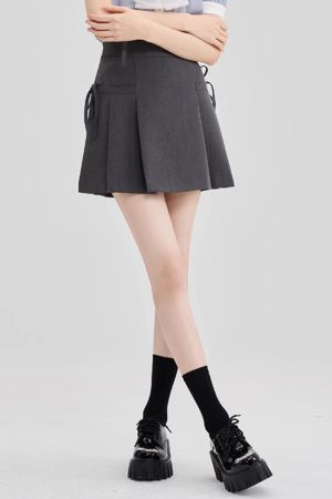 Casual Day Outfits, Easy Trendy Outfits Aesthetic Outfit Grey Mini Skirt
