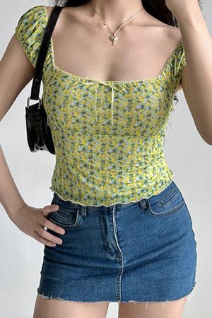 Casual Day Outfits, Easy Trendy Outfits Amalfi Lemon Cropped Top