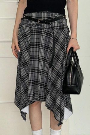 Casual Day Outfits, Easy Trendy Outfits Blokette Asymmetrical Plaid Skirt