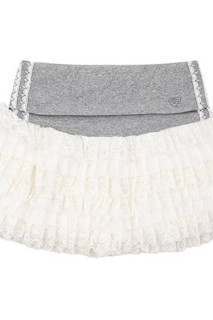 Casual Day Outfits, Easy Trendy Outfits Blokette Ruffle Lace Mini Skirt
