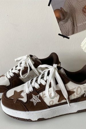 Casual Day Outfits, Easy Trendy Outfits Brown Star Aesthetic Sneakers