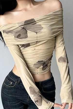 Casual Day Outfits, Easy Trendy Outfits Butterfly Aesthetic Bardot Top