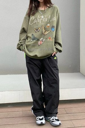 Casual Day Outfits, Easy Trendy Outfits Butterfly Print Aesthetic Sweatshirt