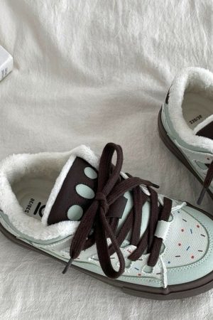 Casual Day Outfits, Easy Trendy Outfits Candy Pop Warm Skater Sneakers