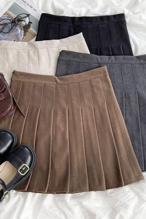 Casual Day Outfits, Easy Trendy Outfits Charm School Pleated Skirt