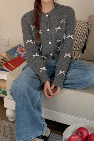 Casual Day Outfits, Easy Trendy Outfits Coquette Aesthetic Grey Cardigan