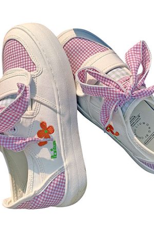 Casual Day Outfits, Easy Trendy Outfits Cottagecore Aesthetic Gingham Sneakers