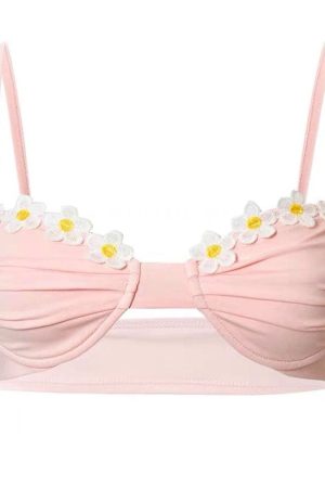 Casual Day Outfits, Easy Trendy Outfits Cottagecore Daisy Bralette Top