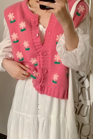Casual Day Outfits, Easy Trendy Outfits Cottagecore Floral Embroidered Knit Vest