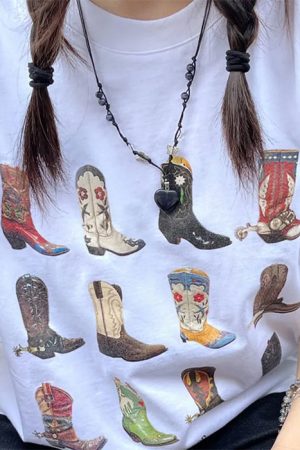 Casual Day Outfits, Easy Trendy Outfits Cowboy Boots Graphic Tee