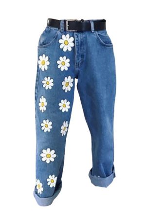 Casual Day Outfits, Easy Trendy Outfits Daisy Mom Jeans