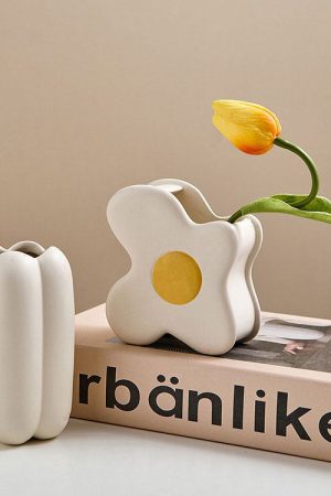 Casual Day Outfits, Easy Trendy Outfits Danish Pastel Ceramic Flower Vase