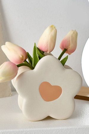 Casual Day Outfits, Easy Trendy Outfits Danish Pastel Ceramic Flower Vase