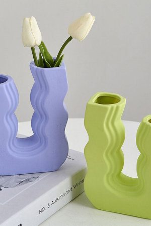 Casual Day Outfits, Easy Trendy Outfits Danish Pastel Wave Flower Vase