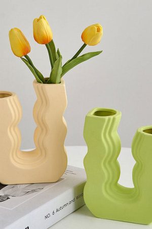 Casual Day Outfits, Easy Trendy Outfits Danish Pastel Wave Flower Vase