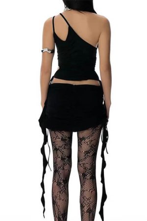 Casual Day Outfits, Easy Trendy Outfits Dark Enigma Asymmetrical Split Top