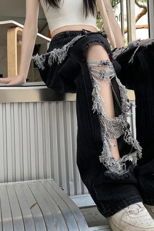 Casual Day Outfits, Easy Trendy Outfits Downtown Girl Aesthetic Destroyed Jeans