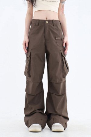 Casual Day Outfits, Easy Trendy Outfits Downtown Girl Brown Cargo Pants