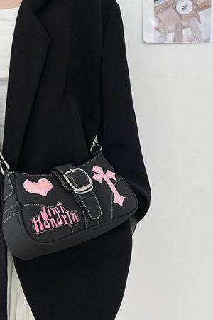 Casual Day Outfits, Easy Trendy Outfits Emo Girl Baguette Bag