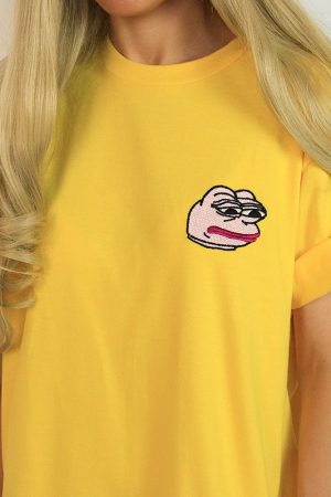 Casual Day Outfits, Easy Trendy Outfits Feelz Bad Face T-Shirt in Yellow