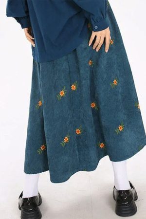 Casual Day Outfits, Easy Trendy Outfits Floral Embroidery Corduroy Skirt