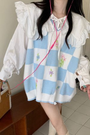 Casual Day Outfits, Easy Trendy Outfits Floral Knit Vest