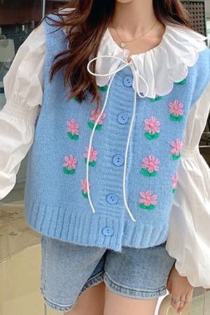 Casual Day Outfits, Easy Trendy Outfits Flower Embroidery Blue Knit Vest