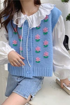 Casual Day Outfits, Easy Trendy Outfits Flower Embroidery Blue Knit Vest