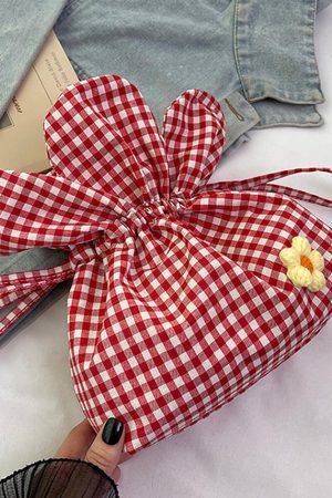 Casual Day Outfits, Easy Trendy Outfits Flower Shaped Mini Bag