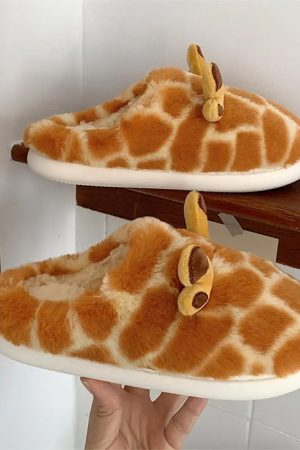 Casual Day Outfits, Easy Trendy Outfits Giraffe Plush Slippers