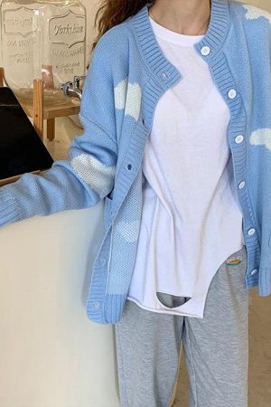 Casual Day Outfits, Easy Trendy Outfits Gone Dreaming Cloud Cardigan