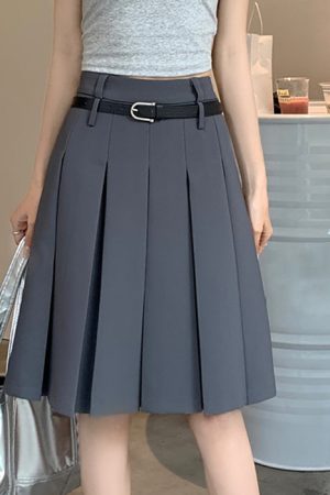 Casual Day Outfits, Easy Trendy Outfits Good Manners Midi Pleated Skirt