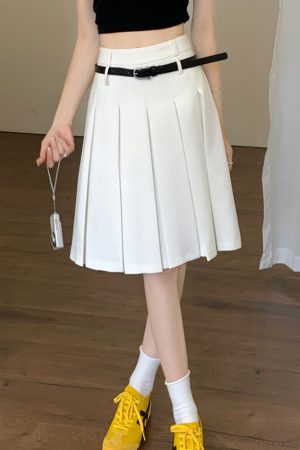 Casual Day Outfits, Easy Trendy Outfits Good Manners Midi Pleated Skirt