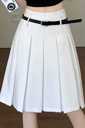 Casual Day Outfits, Easy Trendy Outfits Good Manners Midi Pleated Skirt