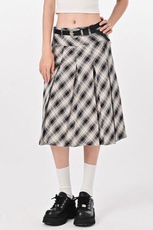Casual Day Outfits, Easy Trendy Outfits Good Manners Plaid Kilt Skirt