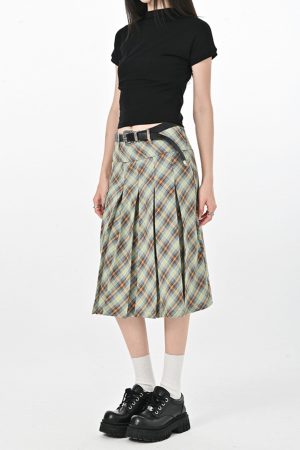 Casual Day Outfits, Easy Trendy Outfits Good Manners Plaid Kilt Skirt