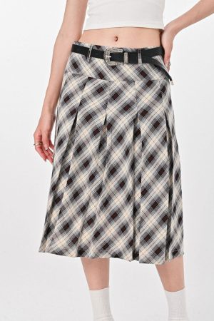Casual Day Outfits, Easy Trendy Outfits Good Manners Plaid Kilt Skirt